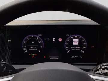 Tiguan 1.5 TSI DSG LIFE LM18 AHK NAVI KAMERA