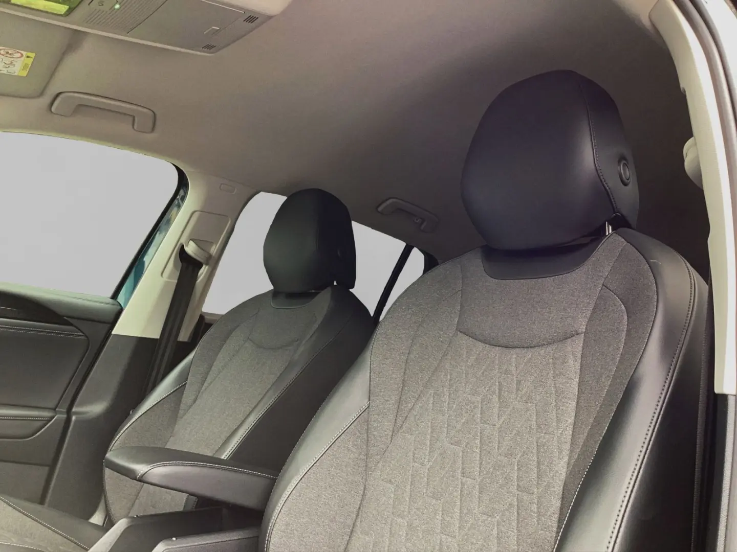 Tiguan 1.5 TSI DSG LIFE LM18 AHK NAVI KAMERA