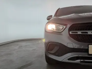 GLA 180 Progressive NAVI+PDC+SHZ+ACC+Distronic