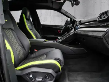 Urus Perfomante Nero Helene, Full Exterior Carbo