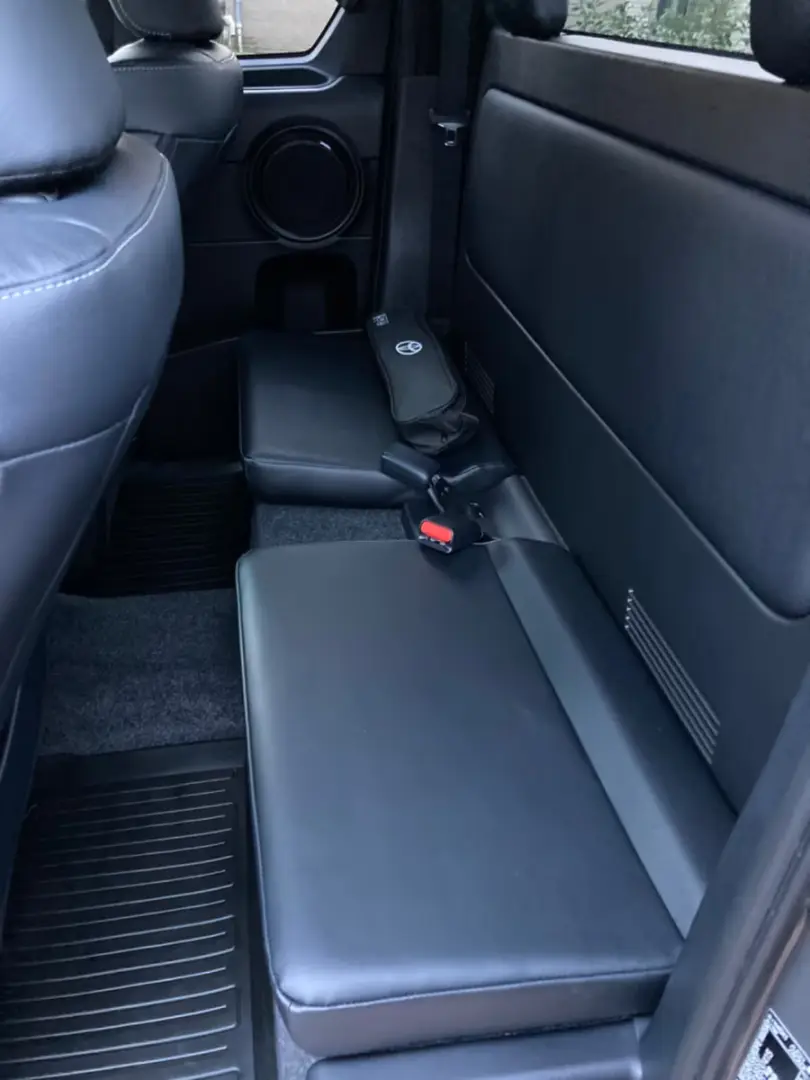 Toyota Hilux Extra Cab Invincible