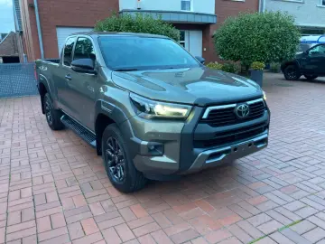 Toyota Hilux Extra Cab Invincible