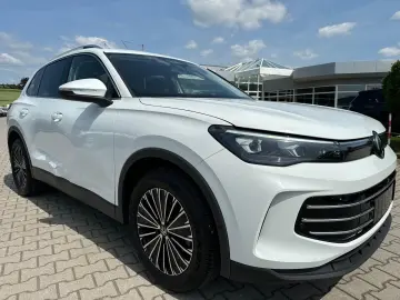 Tiguan 1.5eTSI Elegance IQ.AHK Navi 360°Alcantar