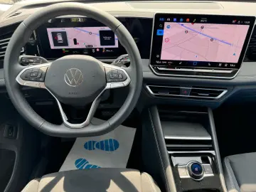 Tiguan 1.5eTSI Elegance IQ.AHK Navi 360°Alcantar