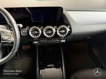 GLA 200 d Style/SpurAss/PDC/CarPlay/Ambiente
