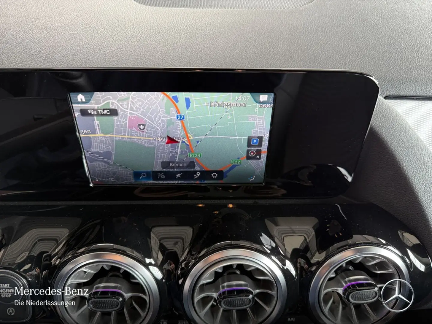 GLA 200 d Style/SpurAss/PDC/CarPlay/Ambiente