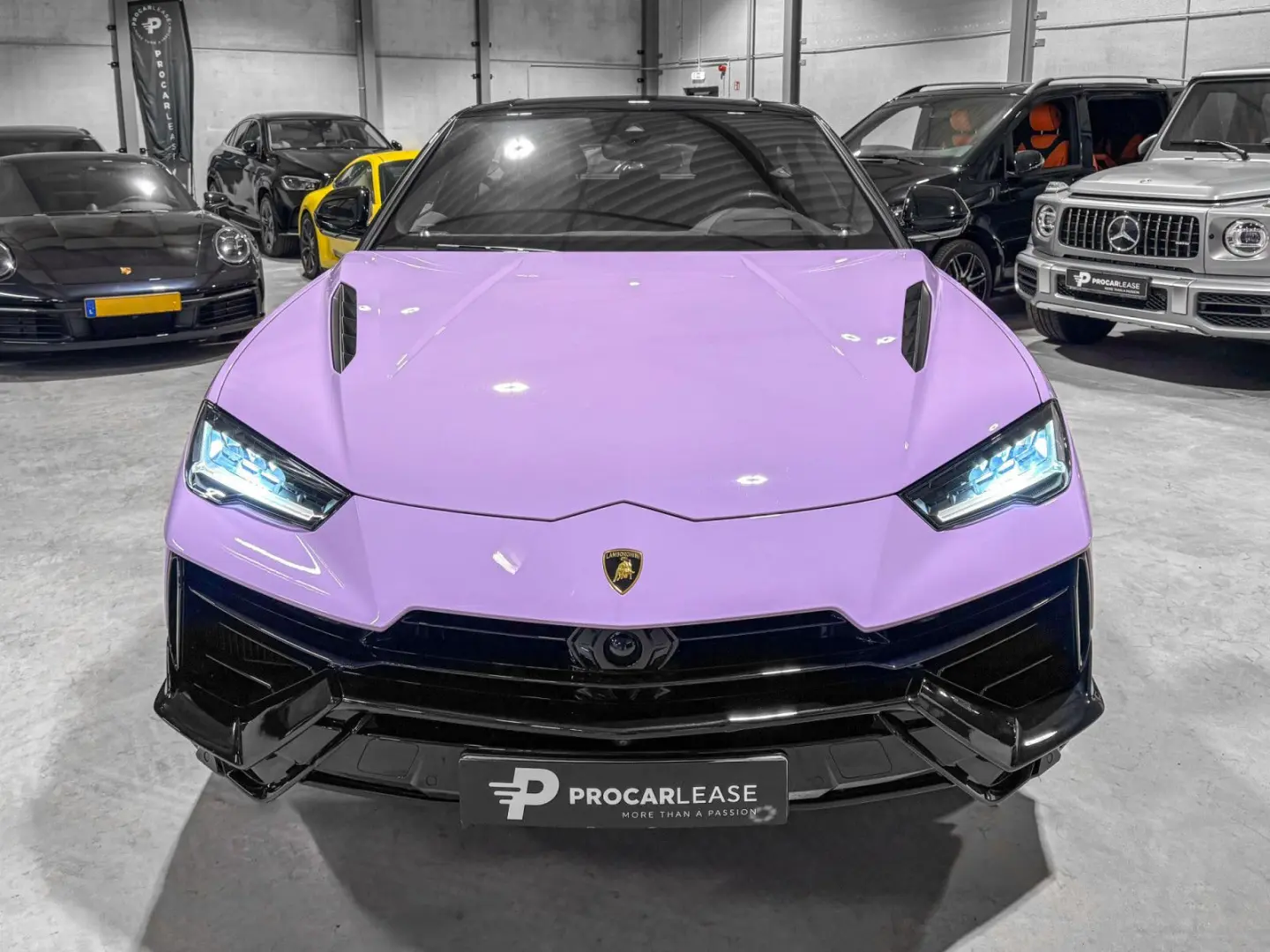Urus URUS S /1OF1 COLOR UNICO /60 ANNIVERSARIO/
