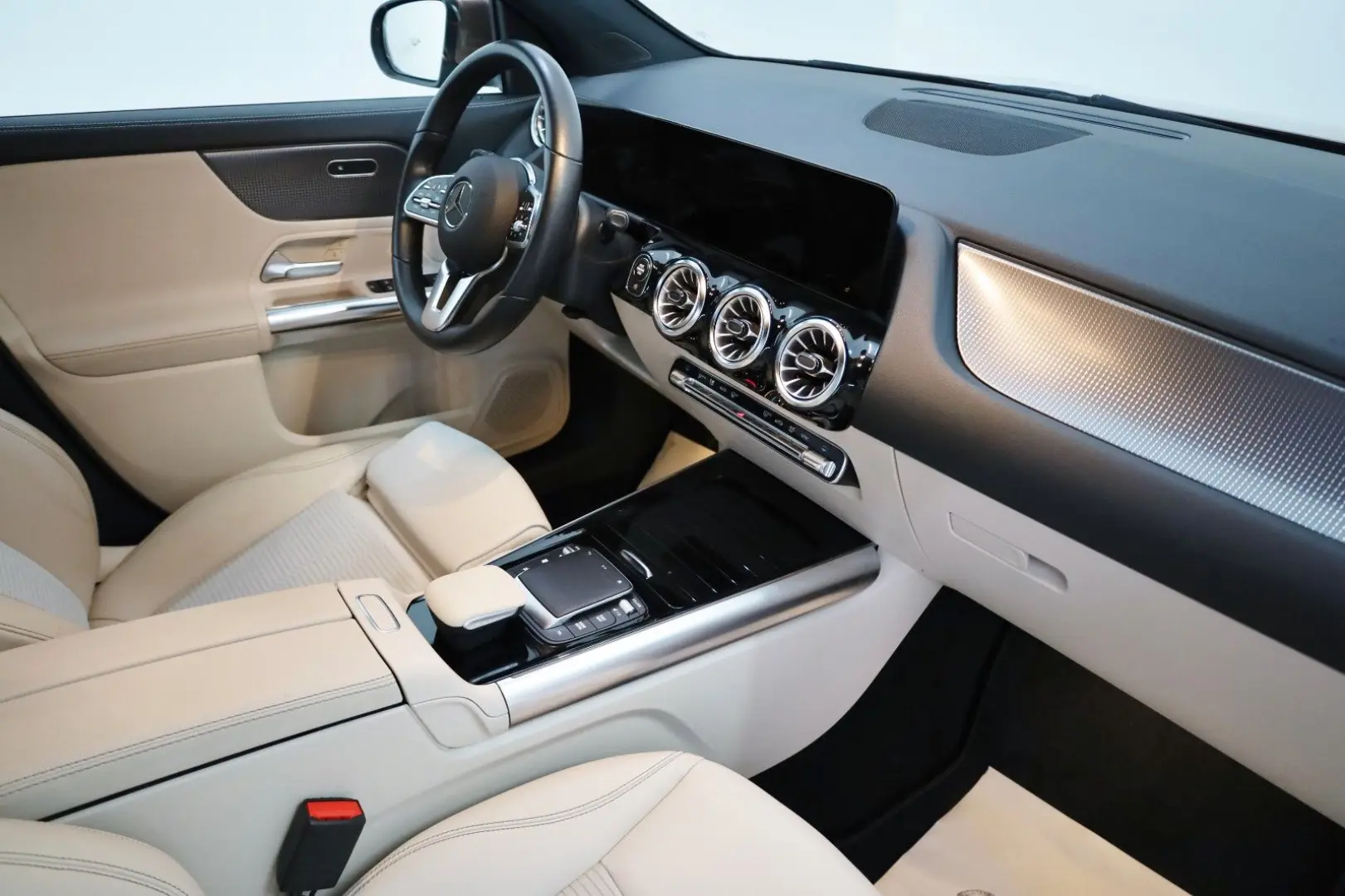 GLA 200 d Progressiv,T.Leder,Navi,LED,Kam.,Panor
