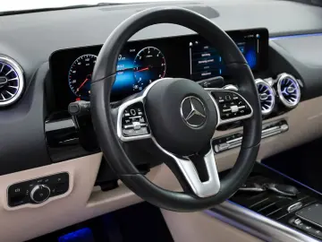 GLA 200 d Progressiv,T.Leder,Navi,LED,Kam.,Panor