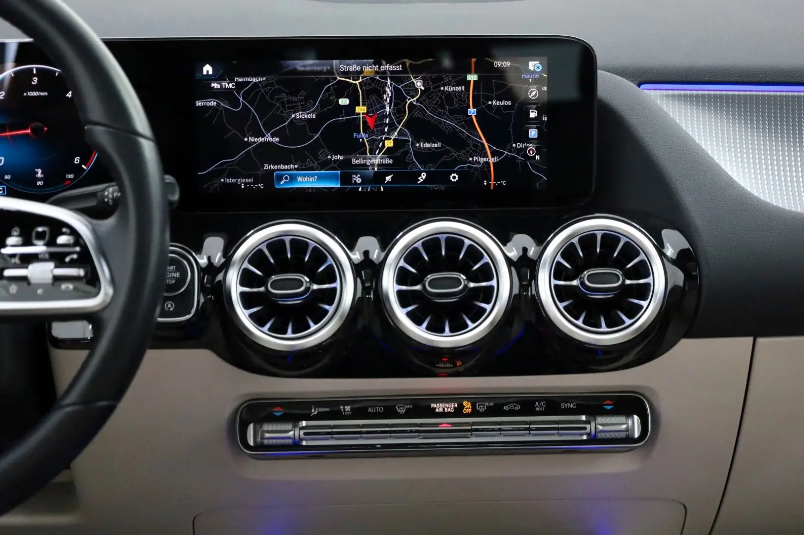 GLA 200 d Progressiv,T.Leder,Navi,LED,Kam.,Panor