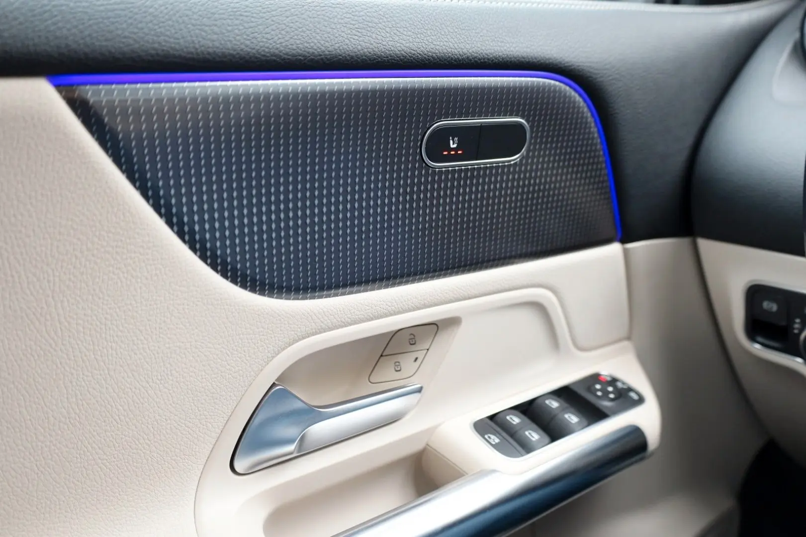 GLA 200 d Progressiv,T.Leder,Navi,LED,Kam.,Panor