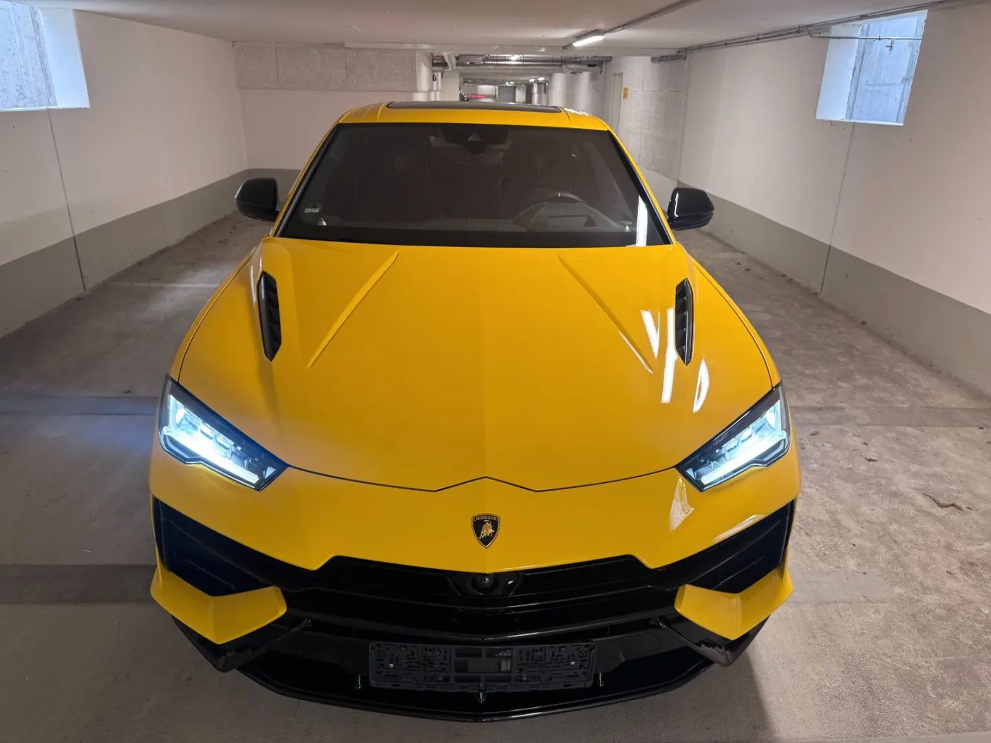 URUS S B&O HUD PANO Q-CITURA 2024 ON STOCK