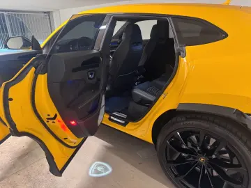 URUS S B&O HUD PANO Q-CITURA 2024 ON STOCK