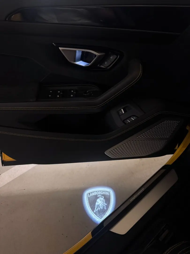 URUS S B&O HUD PANO Q-CITURA 2024 ON STOCK