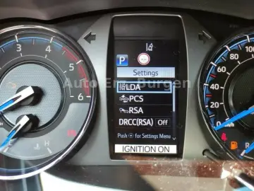 Toyota Hilux Cabină suplimentară 2.8 D-4D