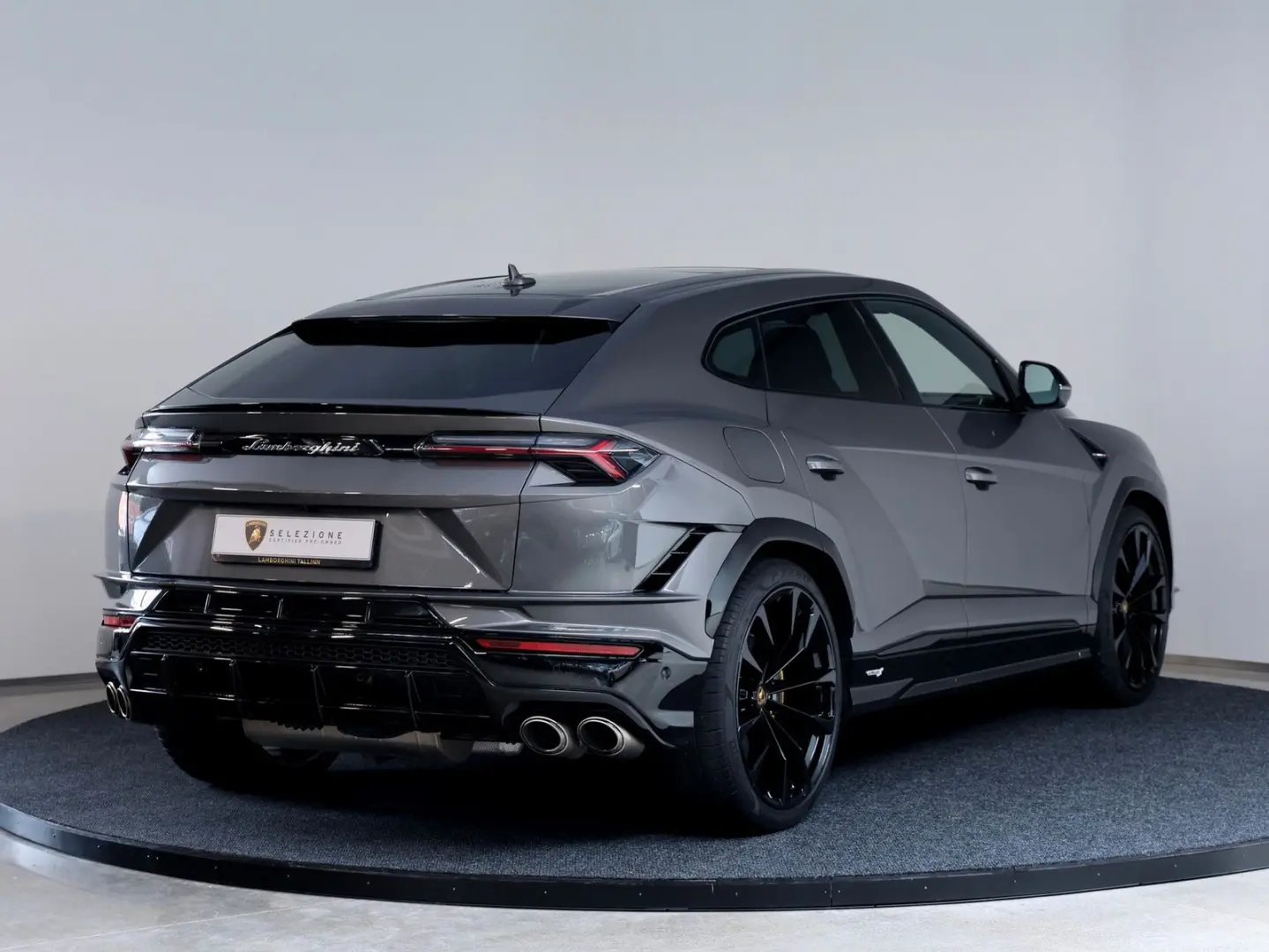 Urus 4.0 V8 S