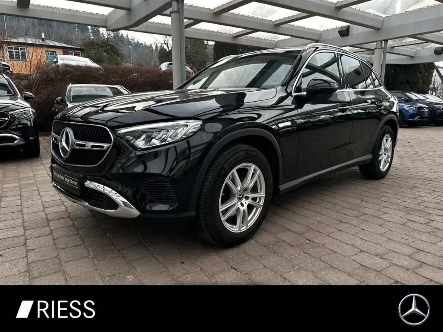 GLC 200 4M PDC SHZ LED SpurH Navi LM el.Heck