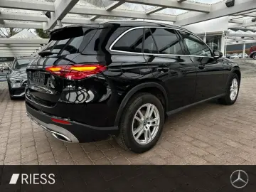 GLC 200 4M PDC SHZ LED SpurH Navi LM el.Heck