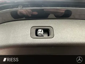 GLC 200 4M PDC SHZ LED SpurH Navi LM el.Heck