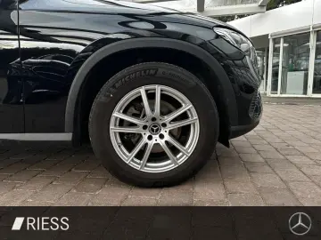GLC 200 4M PDC SHZ LED SpurH Navi LM el.Heck