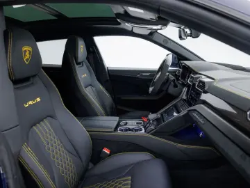Urus Performante MY24 | Xpel matt | Carbon