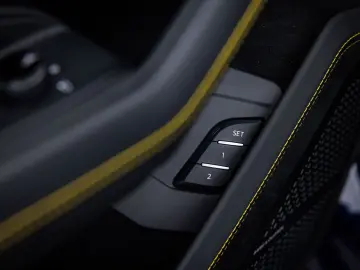 Urus Performante MY24 | Xpel matt | Carbon