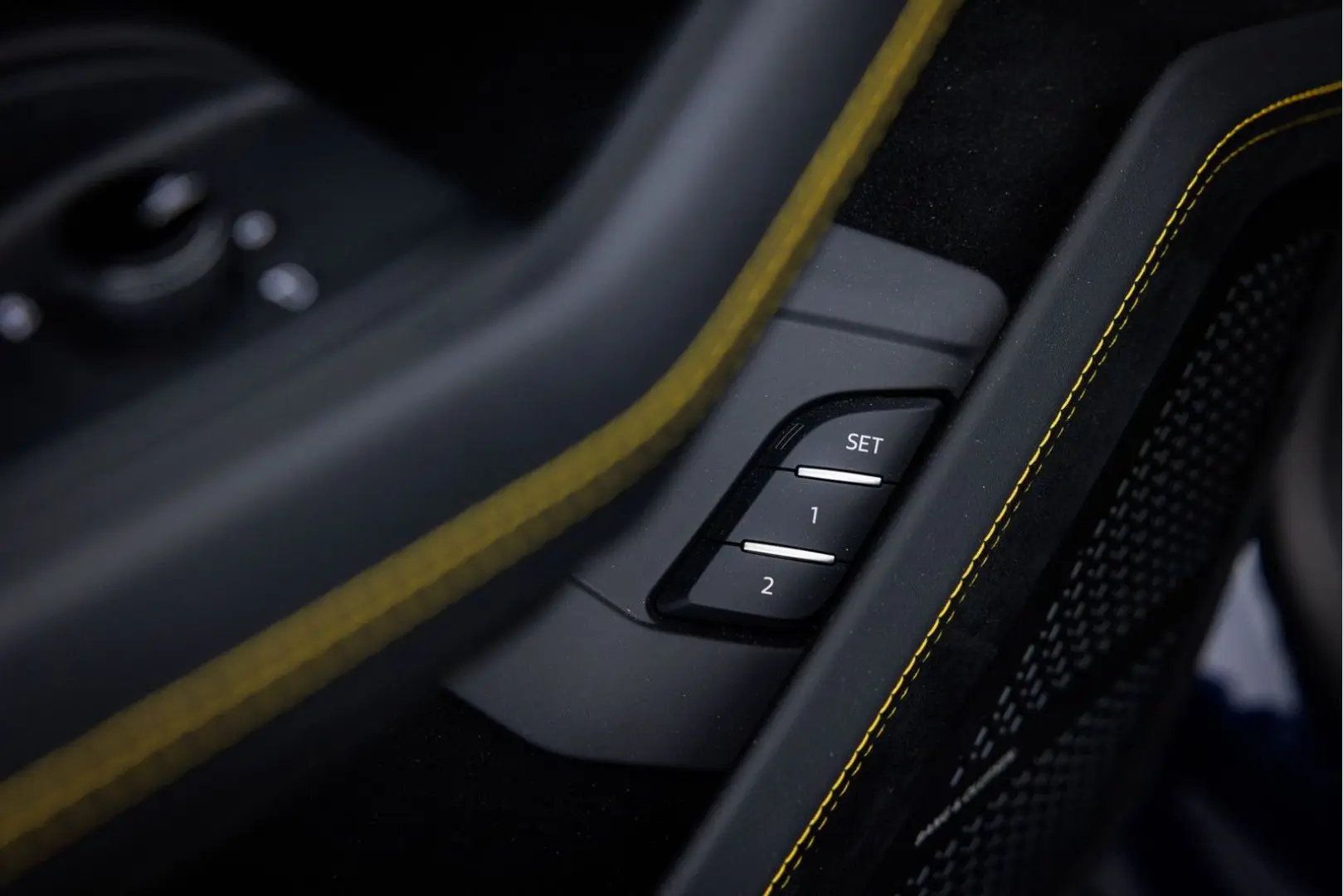 Urus Performante MY24 | Xpel matt | Carbon