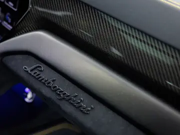 Urus Performante MY24 | Xpel matt | Carbon