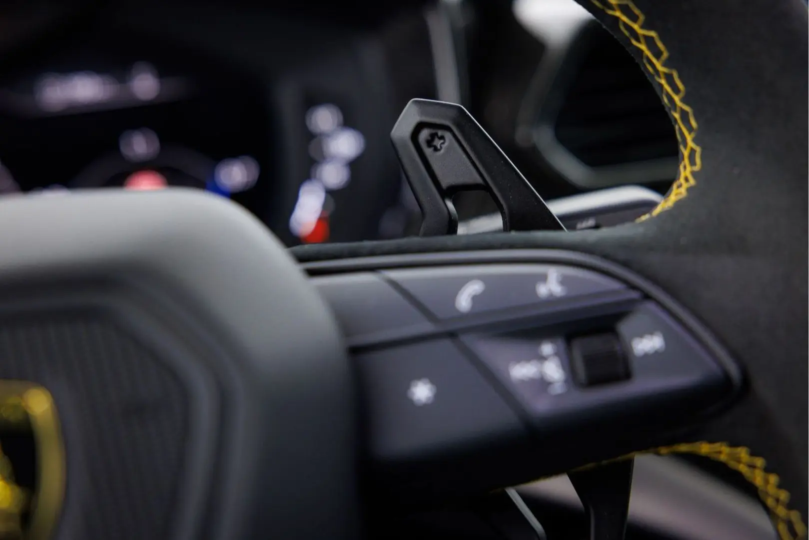 Urus Performante MY24 | Xpel matt | Carbon
