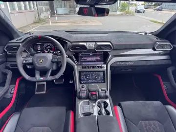 Urus 4.0 V8 Performante