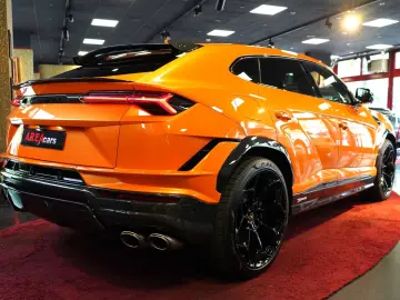Urus S PERFORMANTE UMBAU PANO CARBON HUD 23''