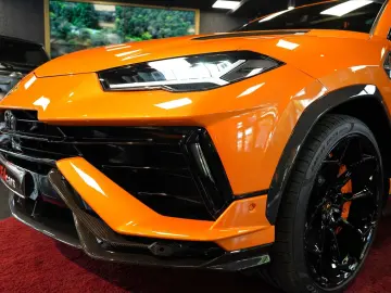 Urus S PERFORMANTE UMBAU PANO CARBON HUD 23''
