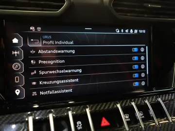 Urus S PERFORMANTE UMBAU PANO CARBON HUD 23''