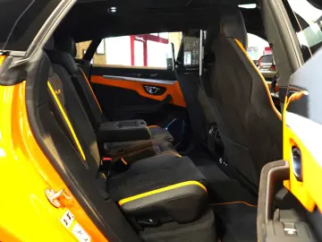 Urus S PERFORMANTE UMBAU PANO CARBON HUD 23''