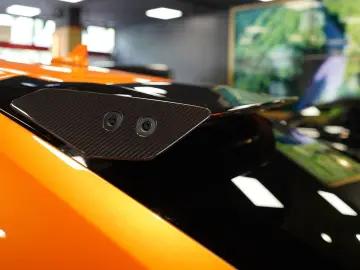 Urus S PERFORMANTE UMBAU PANO CARBON HUD 23''