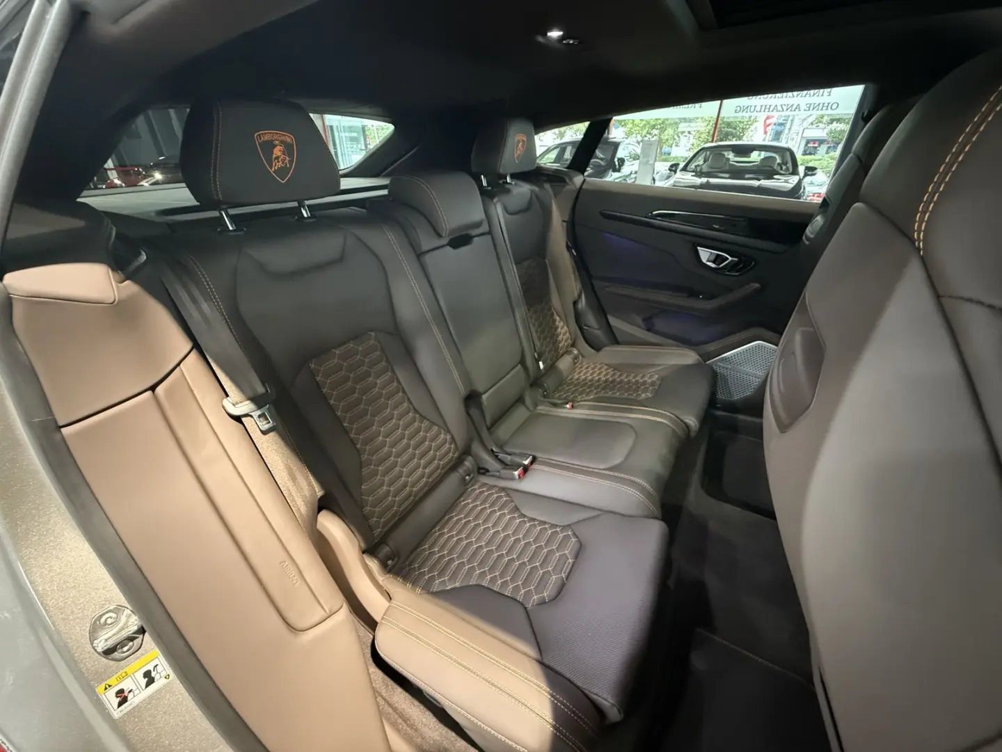 Urus S AKRAPOVIC+B&O+PANO