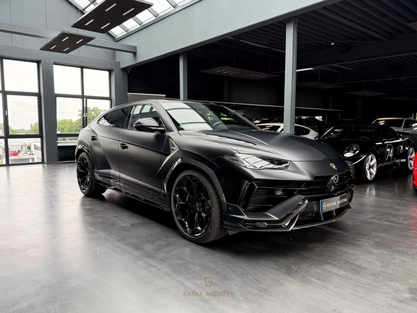 URUS Performante/B&O 3D/PANO/FULL CARBON/MASSAGE