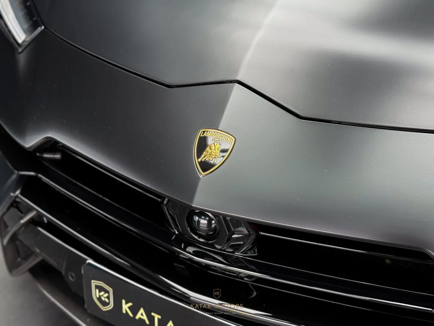 URUS Performante/B&O 3D/PANO/FULL CARBON/MASSAGE