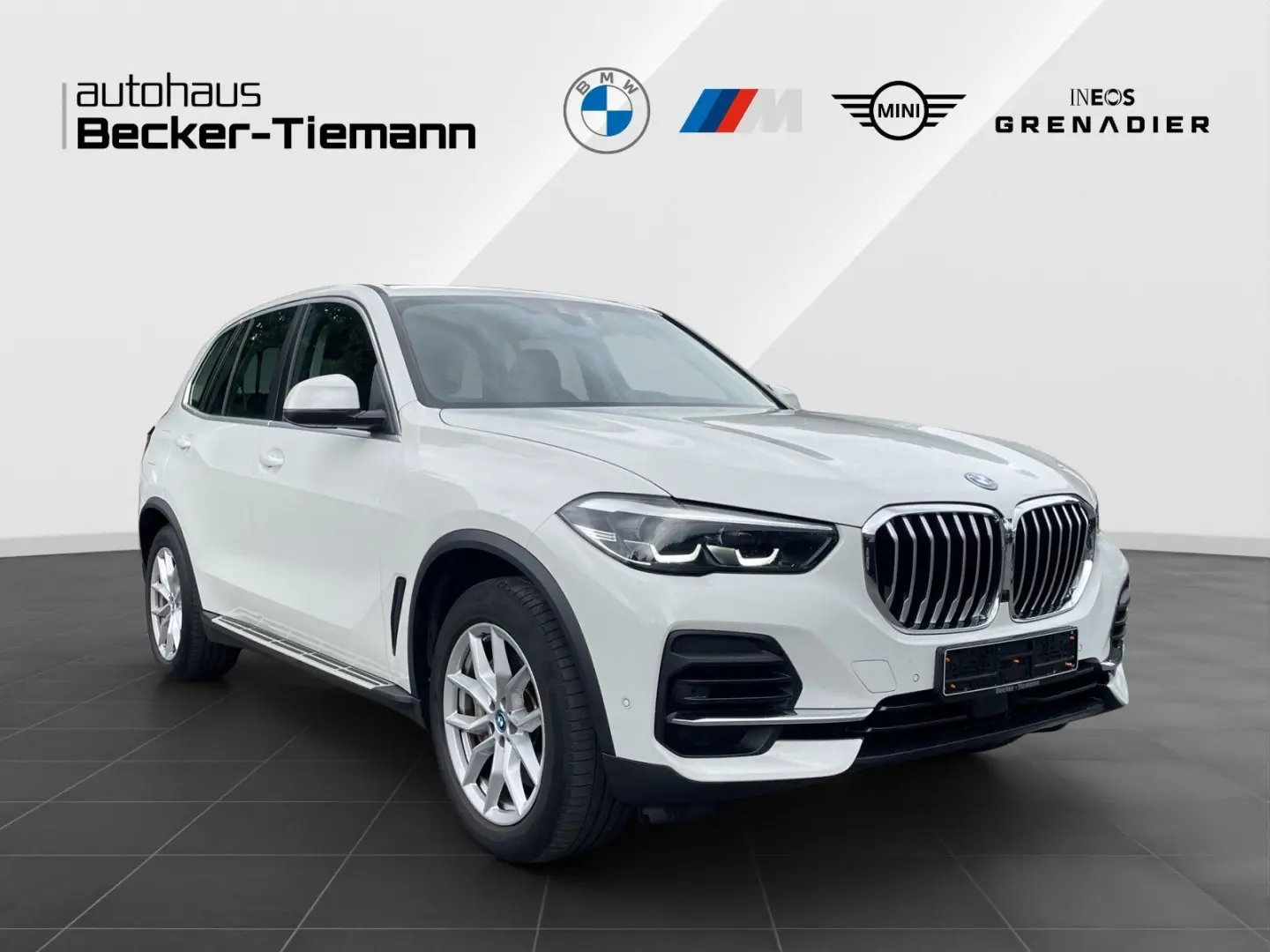 X5 xDrive45e ParkAss/ AHK/ Sportstz. Memory/ SHZ