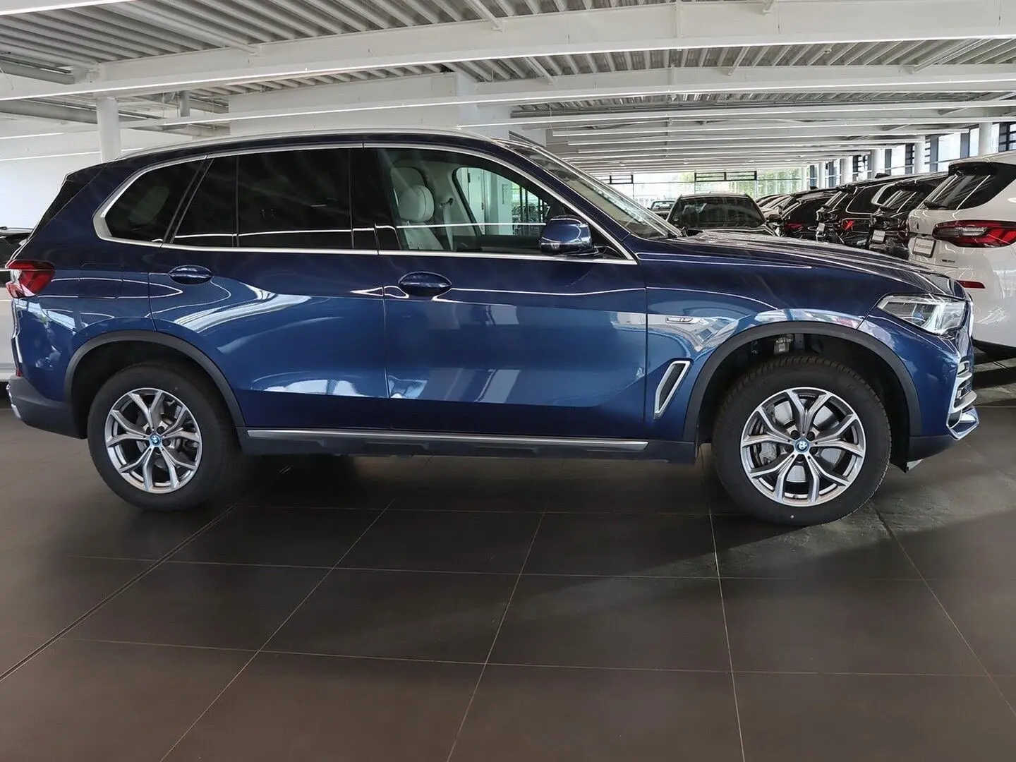 X5 xDrive45e xLine AHK