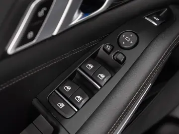 X5 xDrive 30 d xLine*HIFI*LASER*HUP*SOFT-CLOSE*