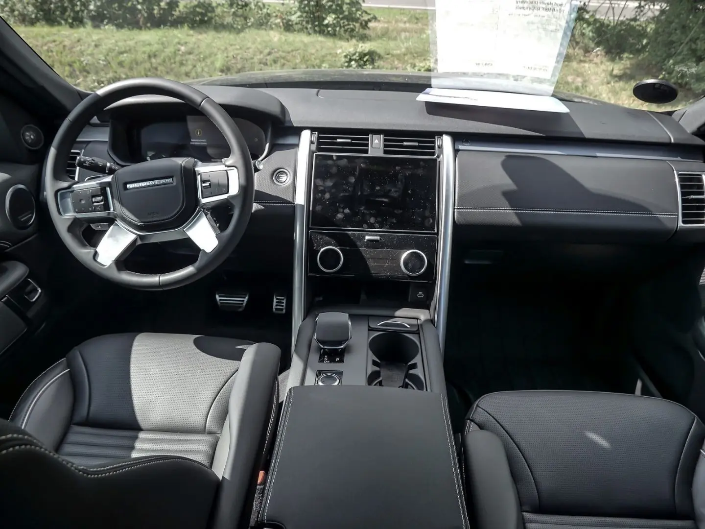 Land Rover Discovery Dynamic HSE P360 AWD