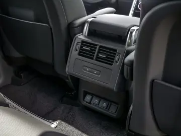 Land Rover Discovery Dynamic HSE P360 AWD