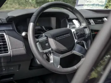 Land Rover Discovery Dynamic HSE P360 AWD