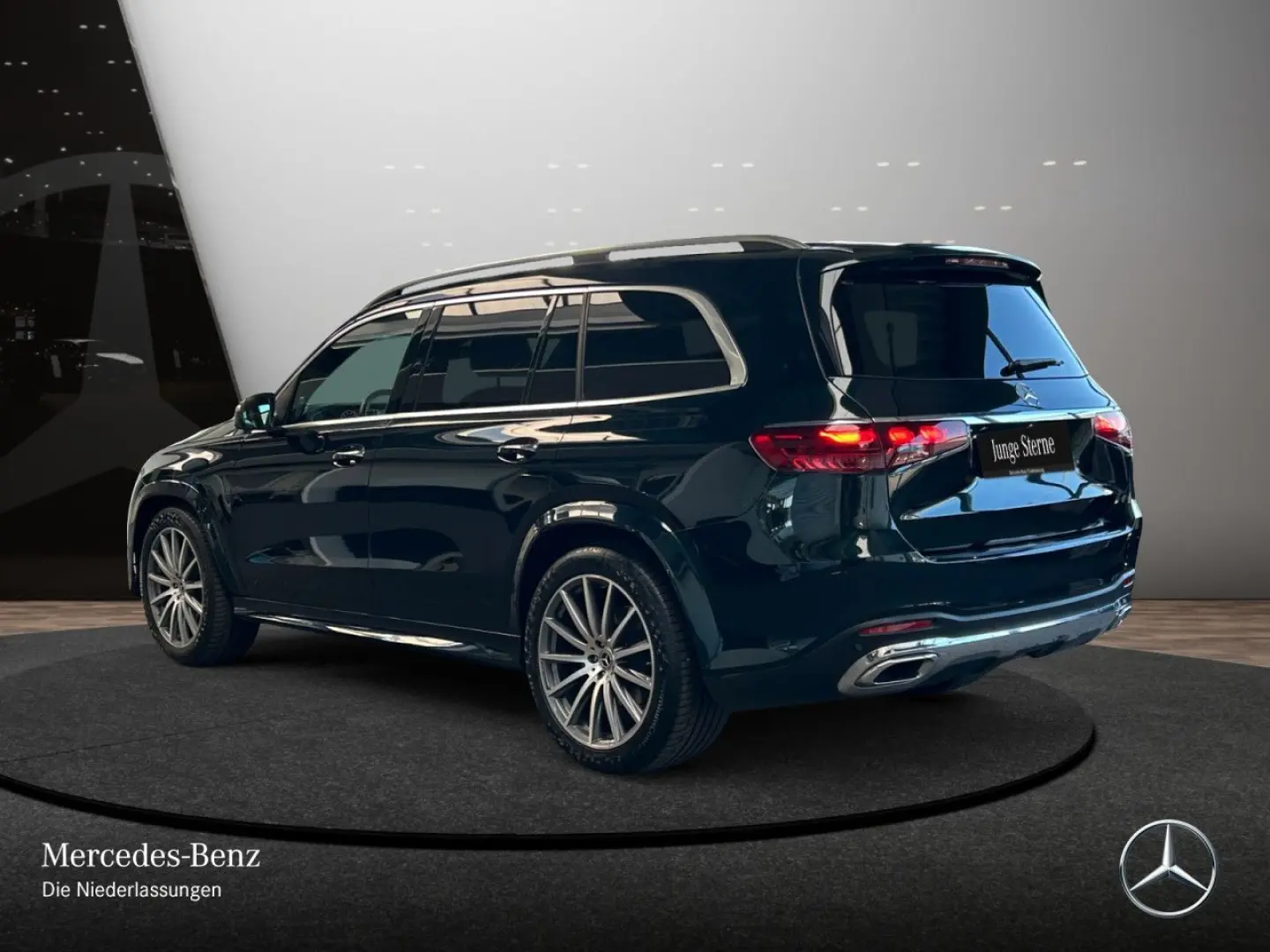 GLS450 4M AMG Premium+/Pano/Airmat/7Sitz/AHK/22