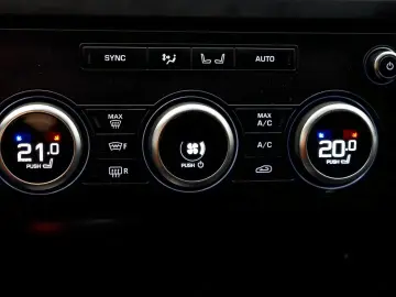 Land Rover Discovery Landmark Edition Si4*MERIDIAN
