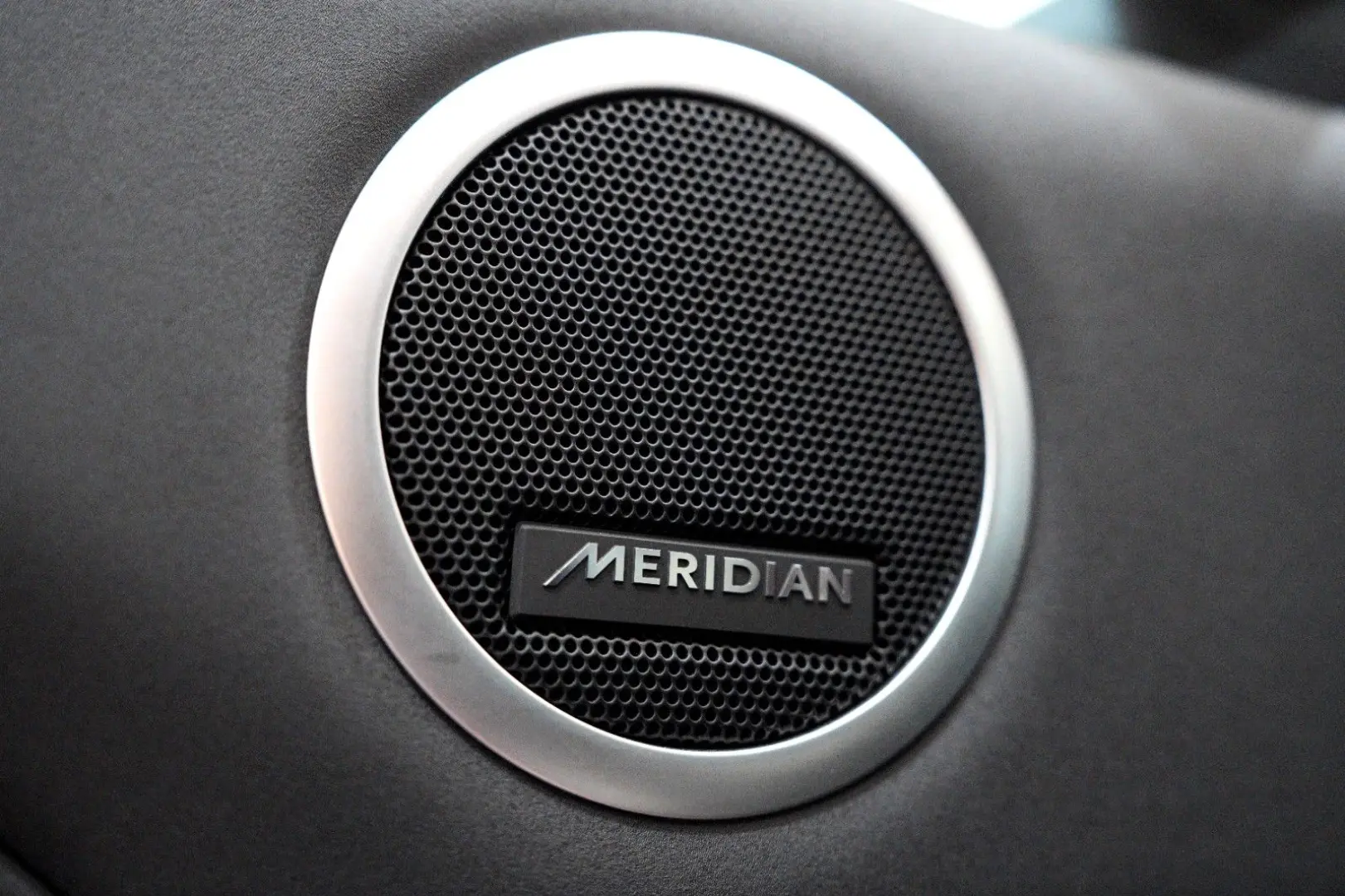 Land Rover Discovery Landmark Edition Si4*MERIDIAN