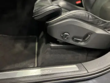 XC90 R Design AWD PANORAMA+KAMERA+LED+DAB