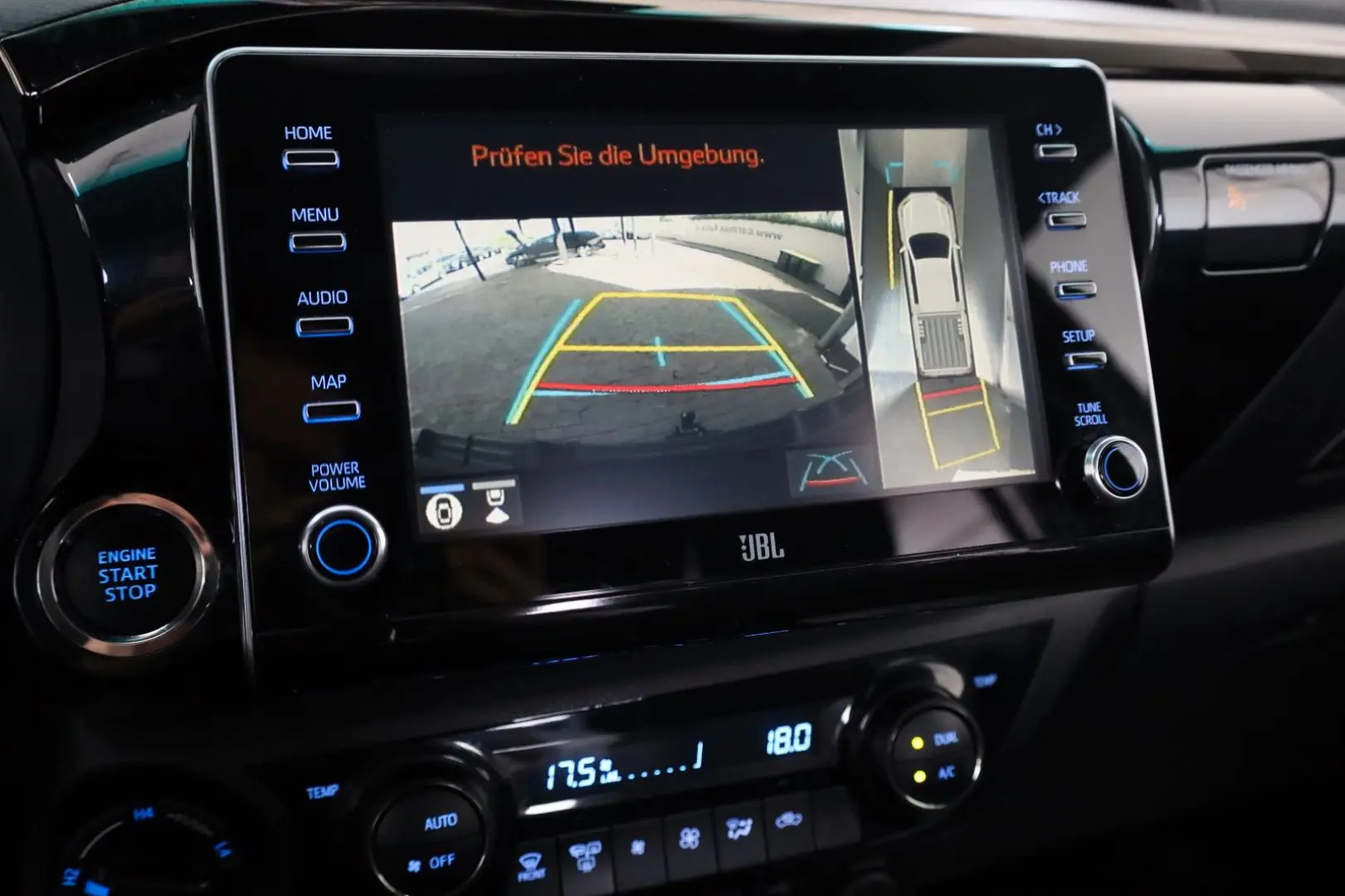 Hilux 2.8 D-4D Invincible Sport,ACC,AHK,Rollo el