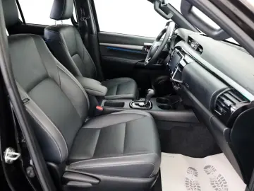 Toyota Hilux 2.8 D-4D Invincibil, DOKA, Piele